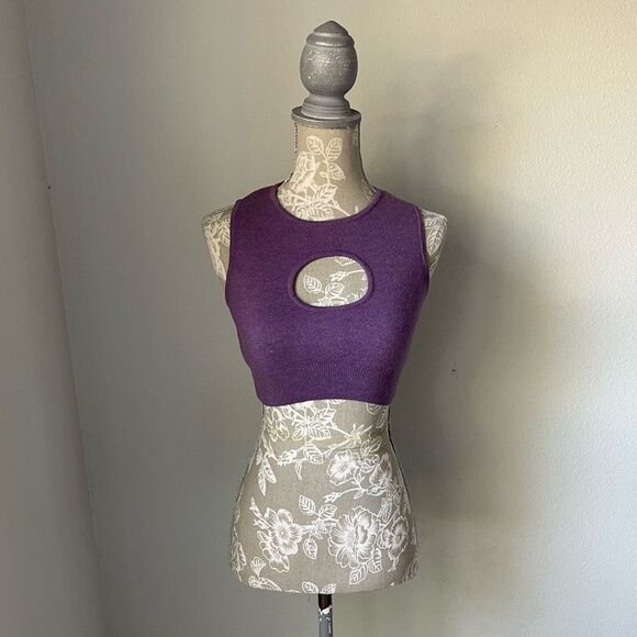 Victor Glemaud Red and Purple Colorblock Cutout Cropped Wool Tank Top - Picture 3 of 8